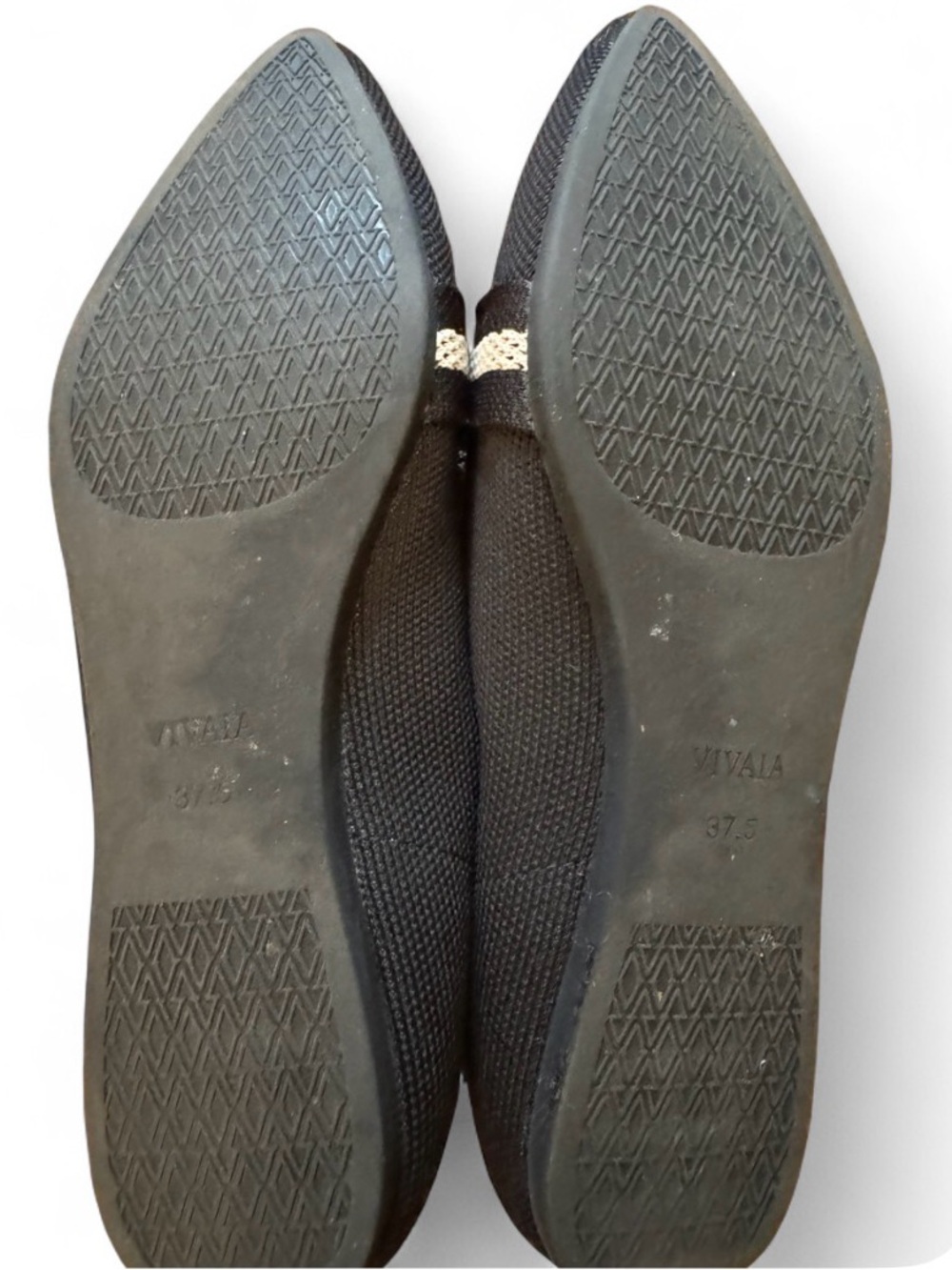 VIVAIA Black and White Pointed Knit Ballet Flats with Bow - Picture 3 of 3